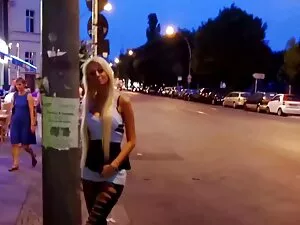 Attaché, baisé et fo ...
